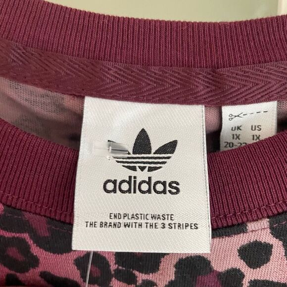 adidas Womens Allover Print T-Shirt 1X Burgundy Cheetah Print 3 Stripes Trefoil - Picture 7 of 8